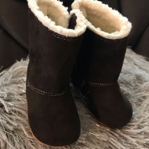 Infant Brown Suade Boots fur inside